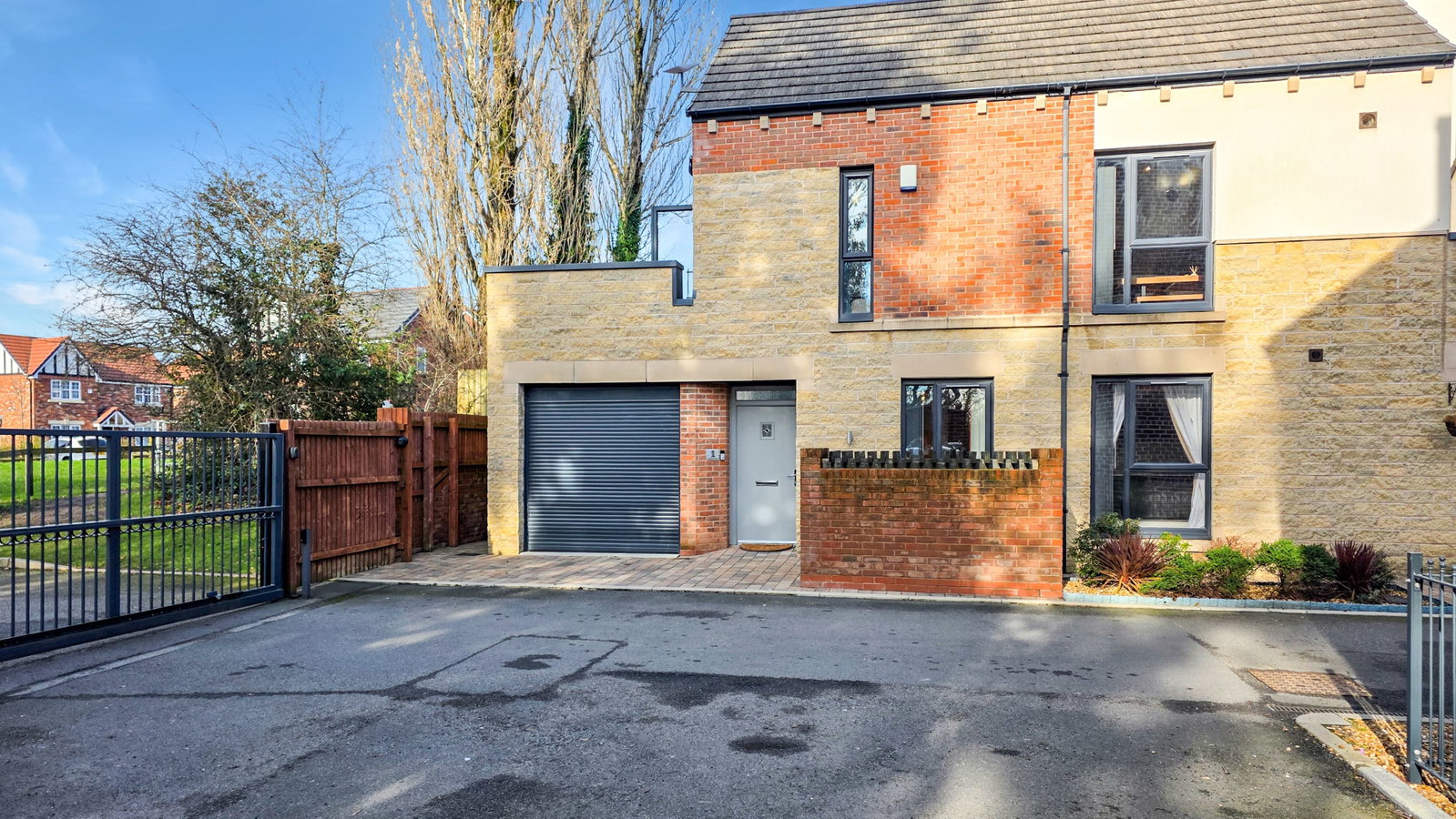 Semi Detached House in Manchester