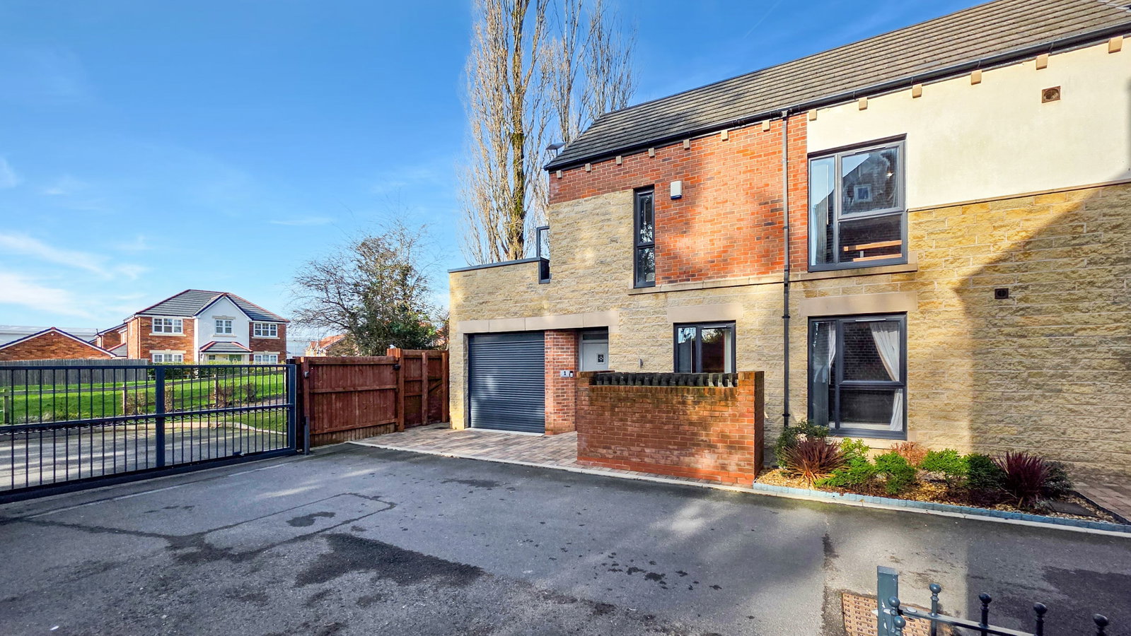 Semi Detached House in Manchester