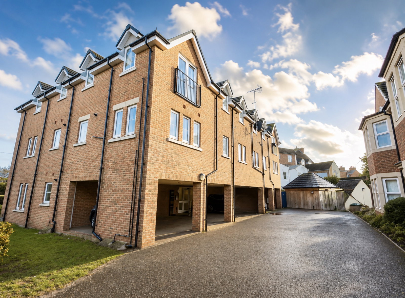 Apartment in Milton Keynes