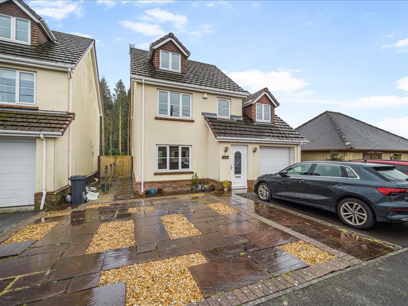Detached House in Neath