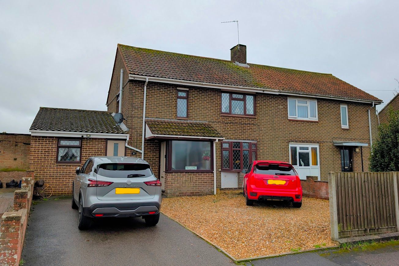 Semi Detached House in Bournemouth