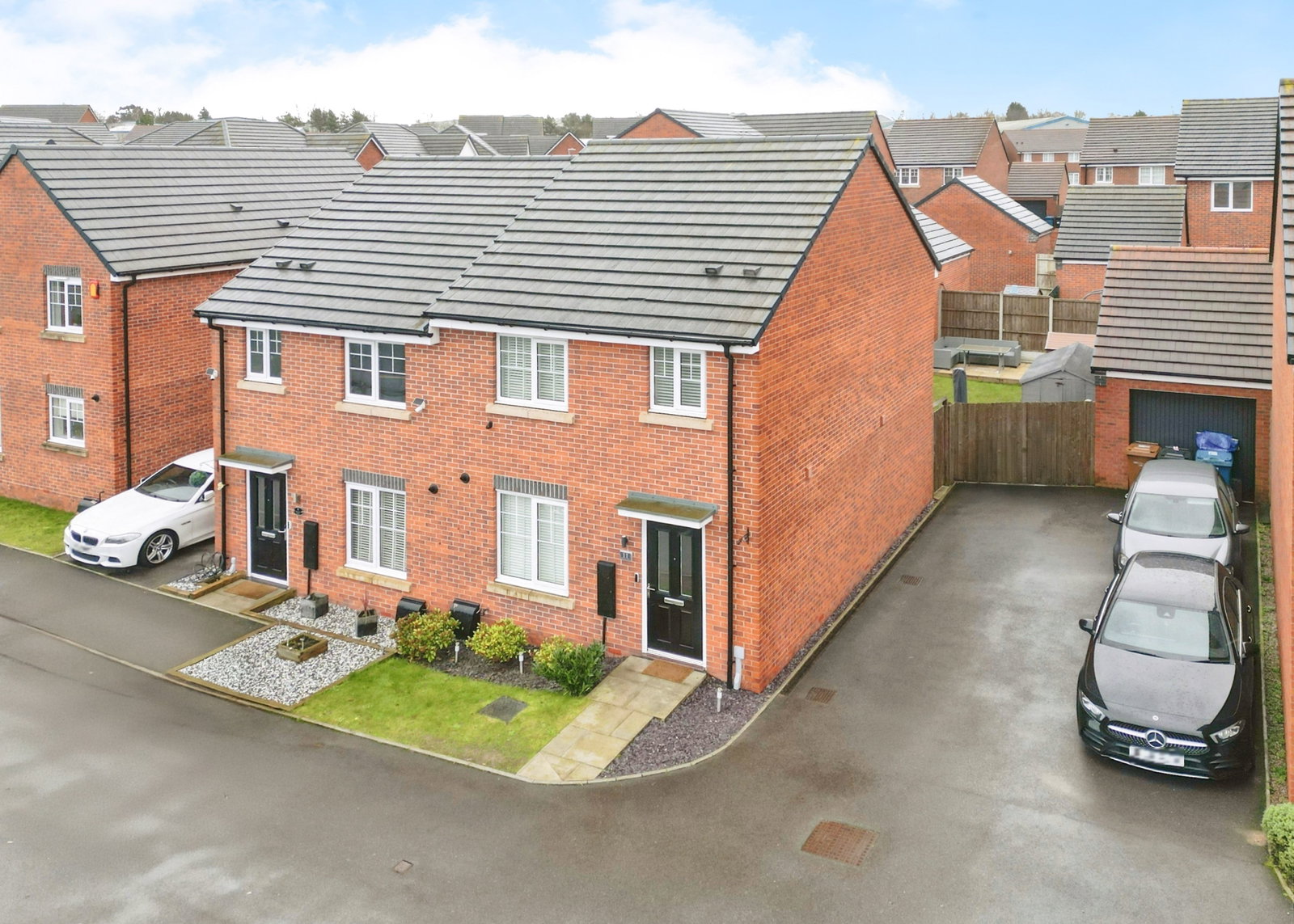 Semi Detached House in Burntwood