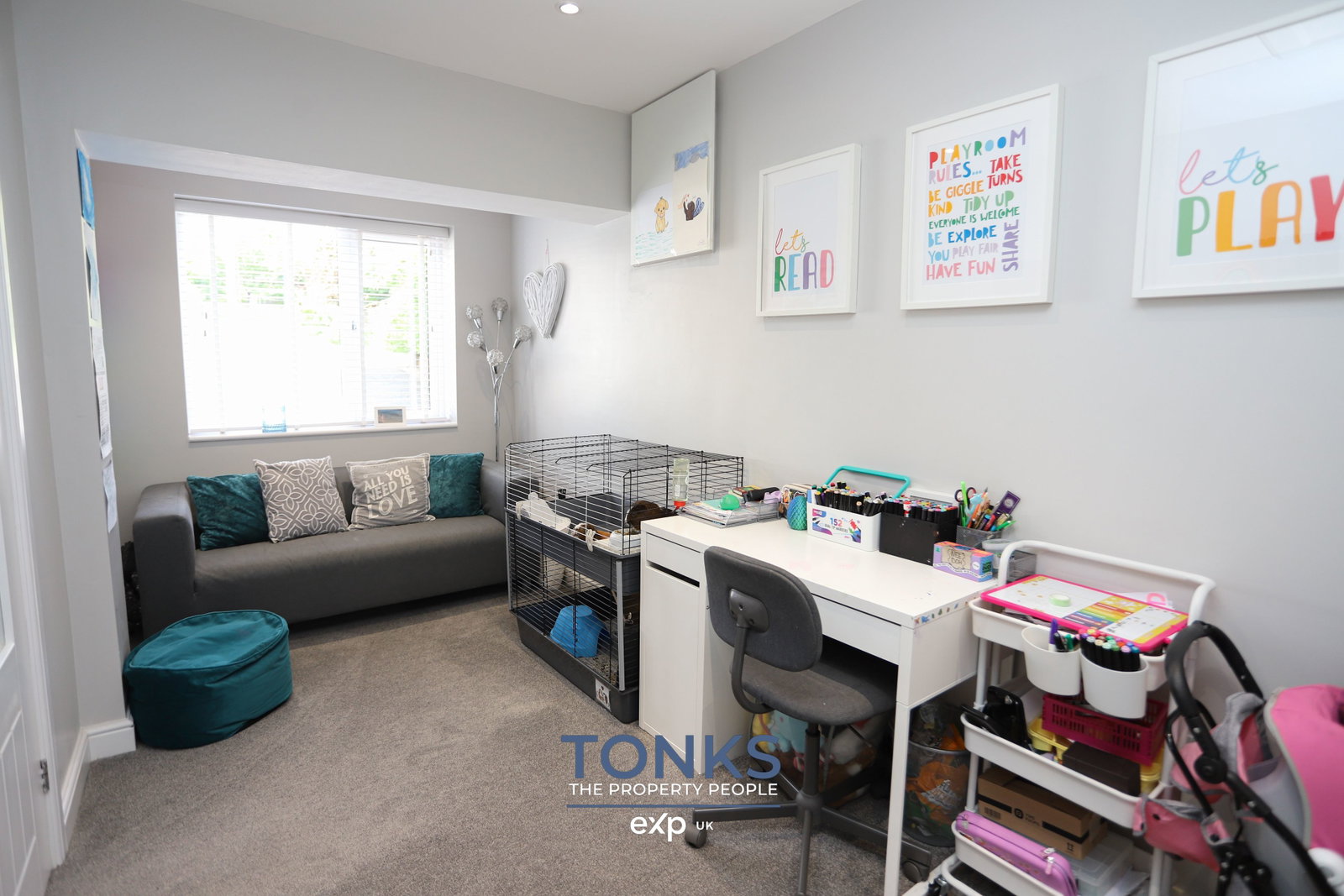 Semi Detached House in Halesowen