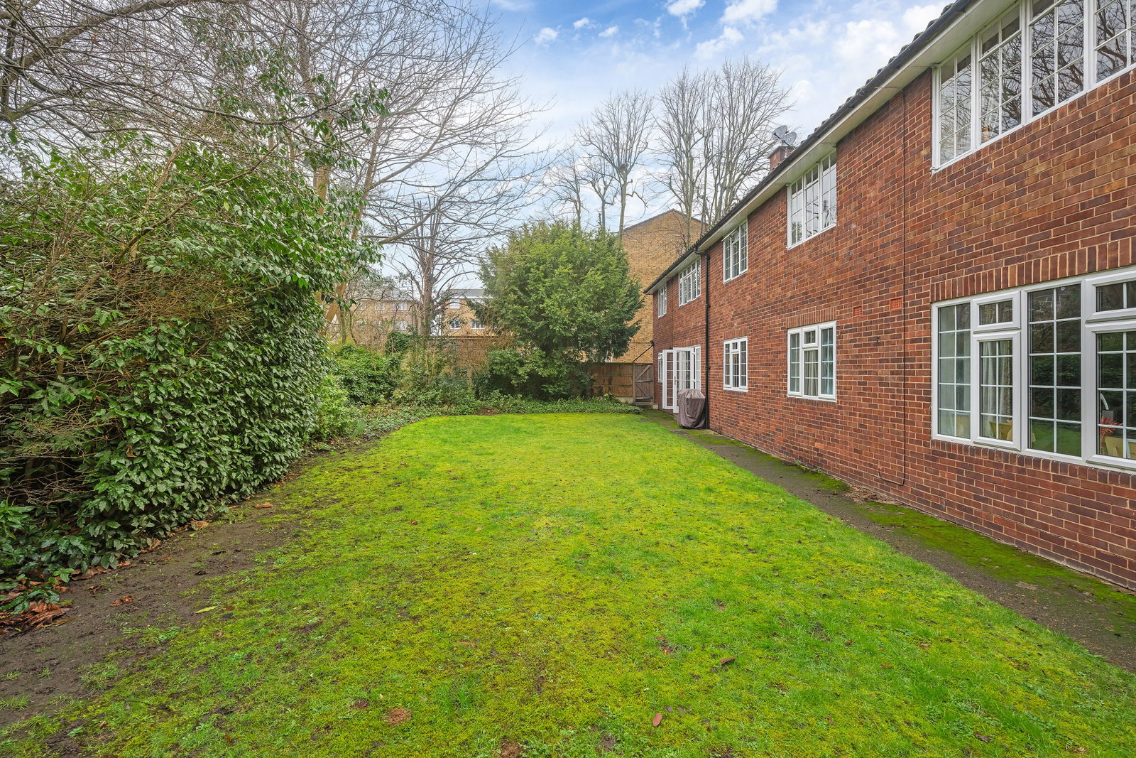 Maisonette for sale in London, Westcombe Park Road, London, SE3