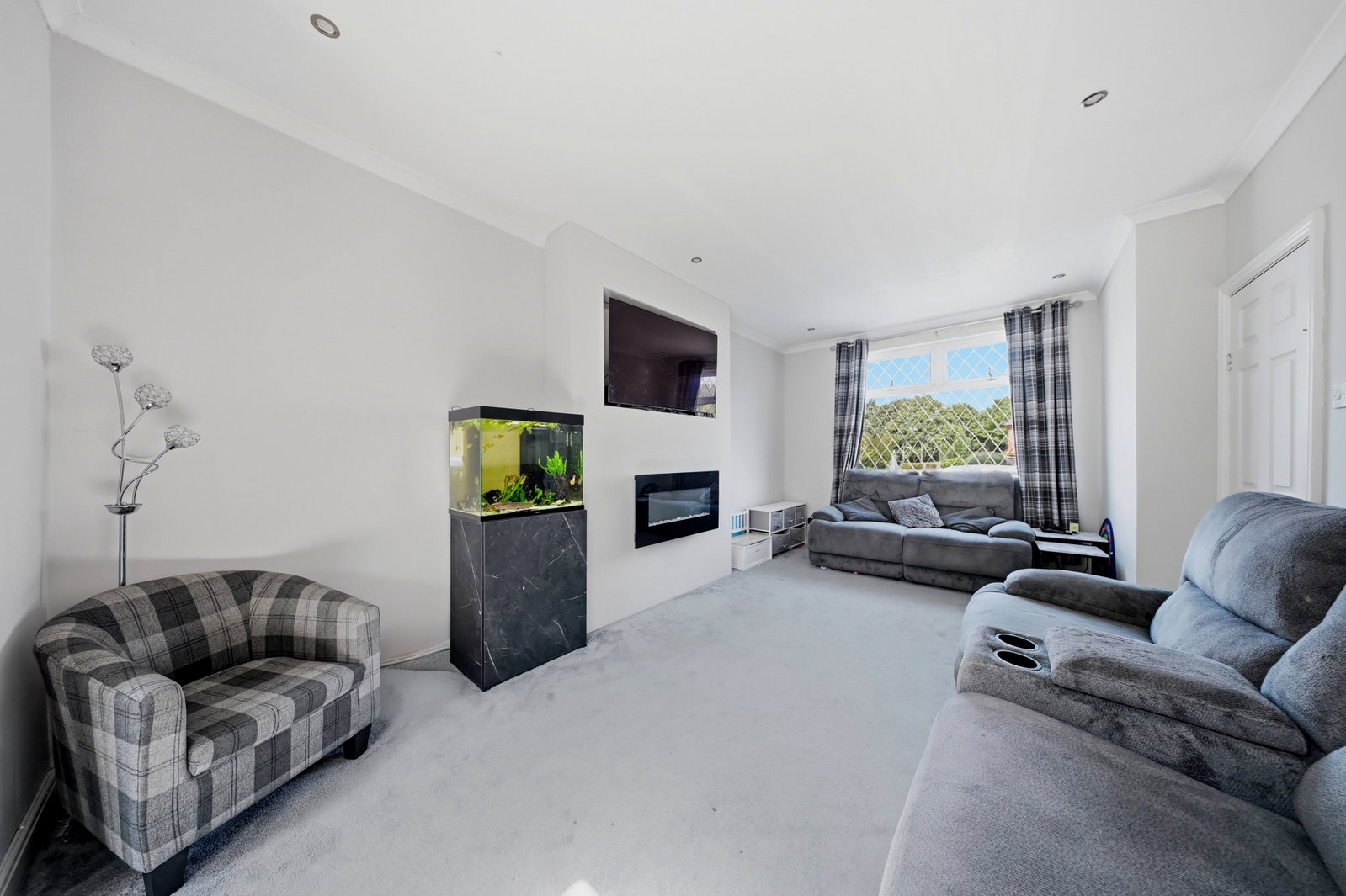 Semi Detached House in Bolton 3