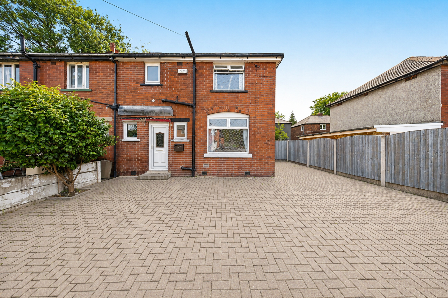 Semi Detached House in Bolton 2