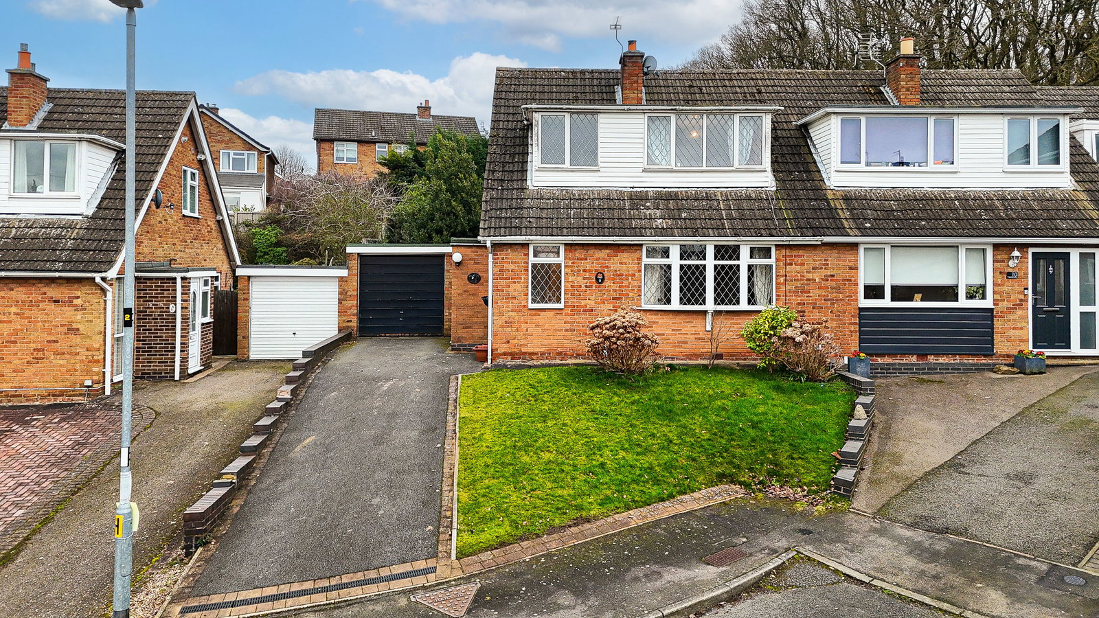 Semi Detached House in Nuneaton