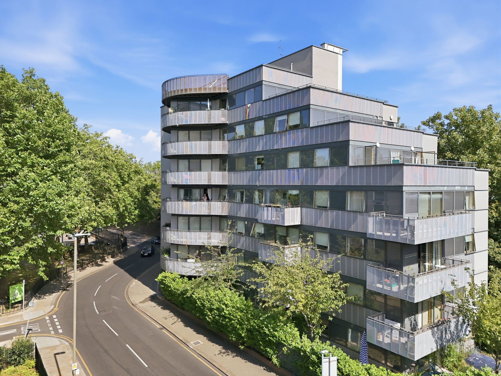 Apartment for sale in London, Time House, SW11
