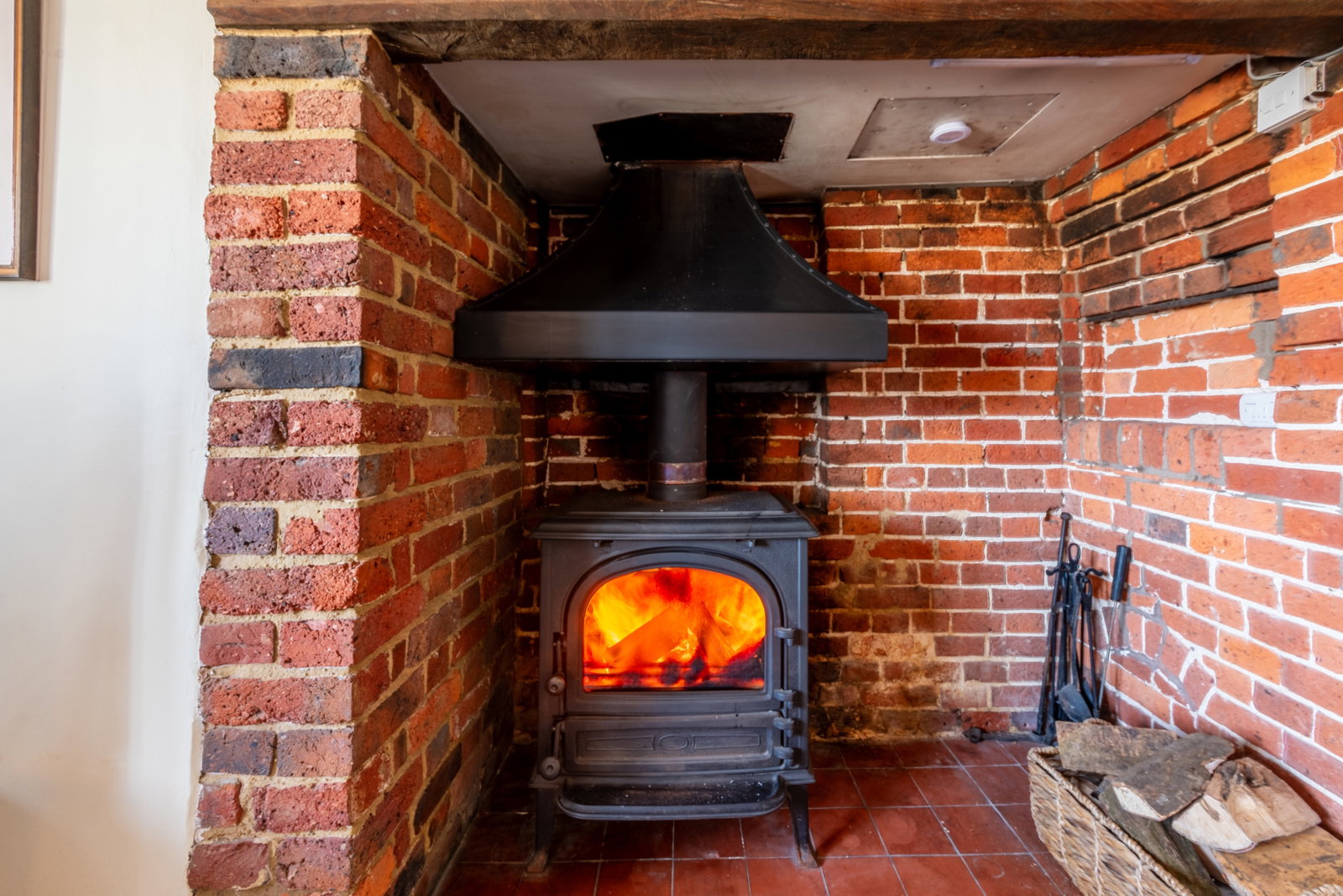 Semi Detached House for sale in Tonbridge, Green Road, Horsmonden, Tonbridge, TN12 8JS