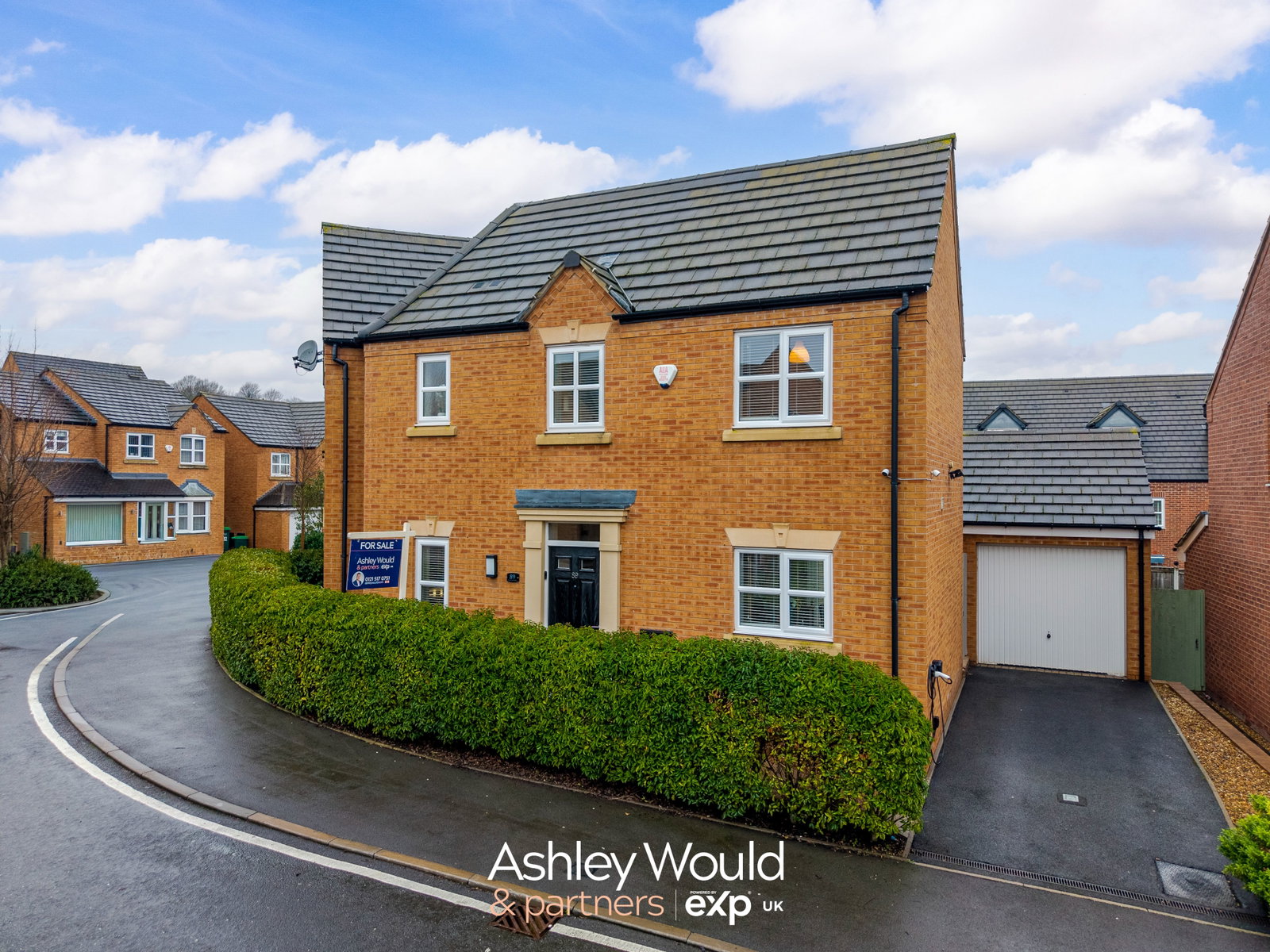 Semi Detached House in Oldbury