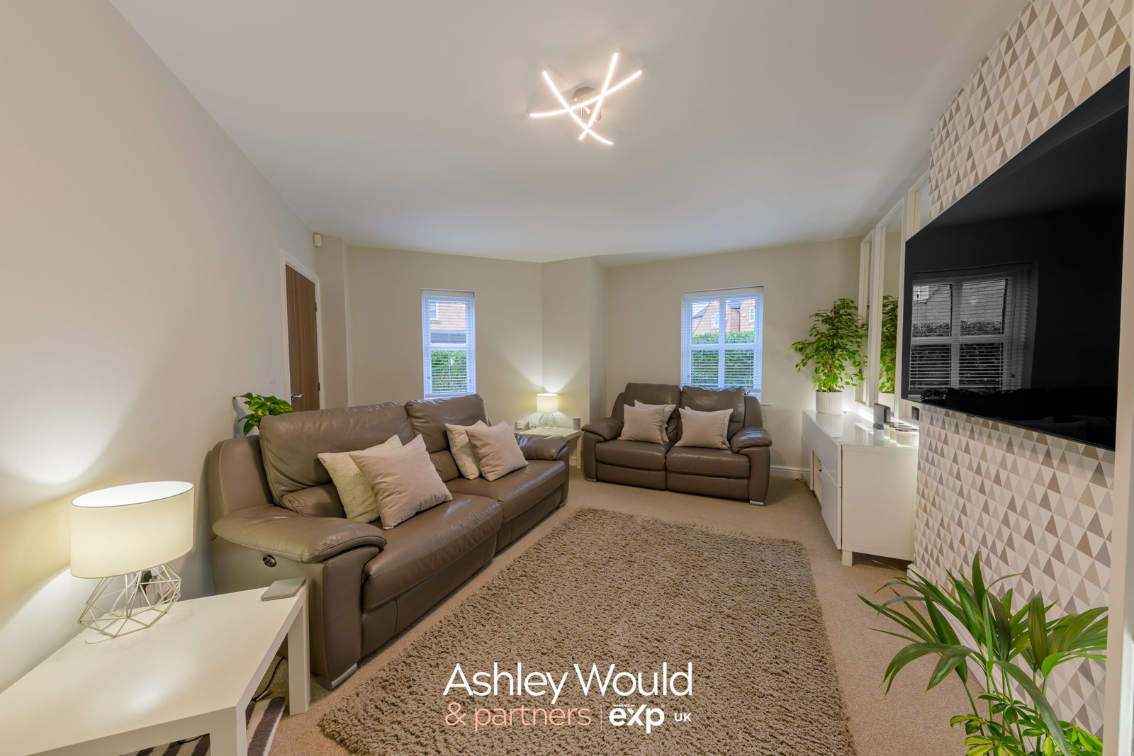 Semi Detached House in Oldbury