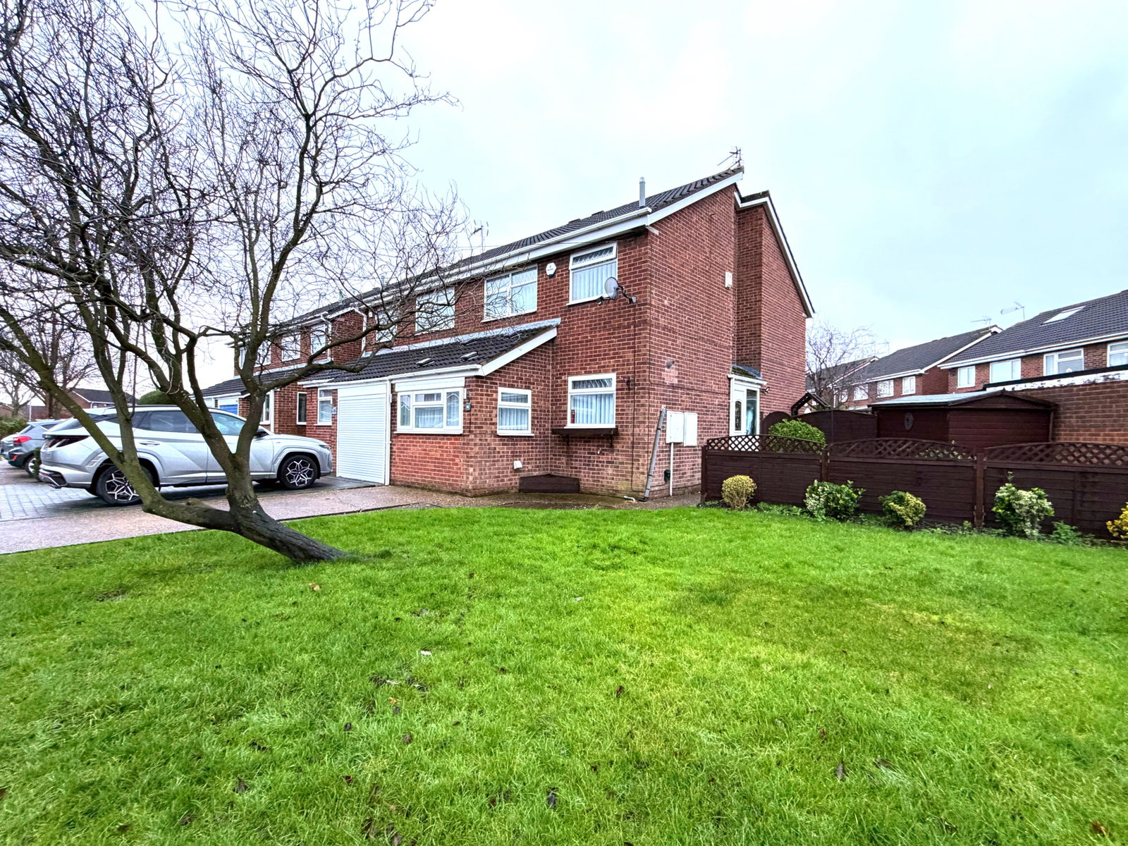 Semi Detached House in Hull