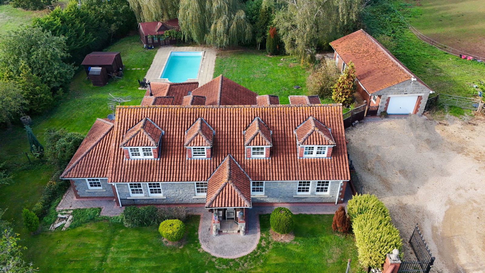 Detached House for sale in Bristol, Blackrock Lane, Pensford, Bristol, BS39, 3401 m²