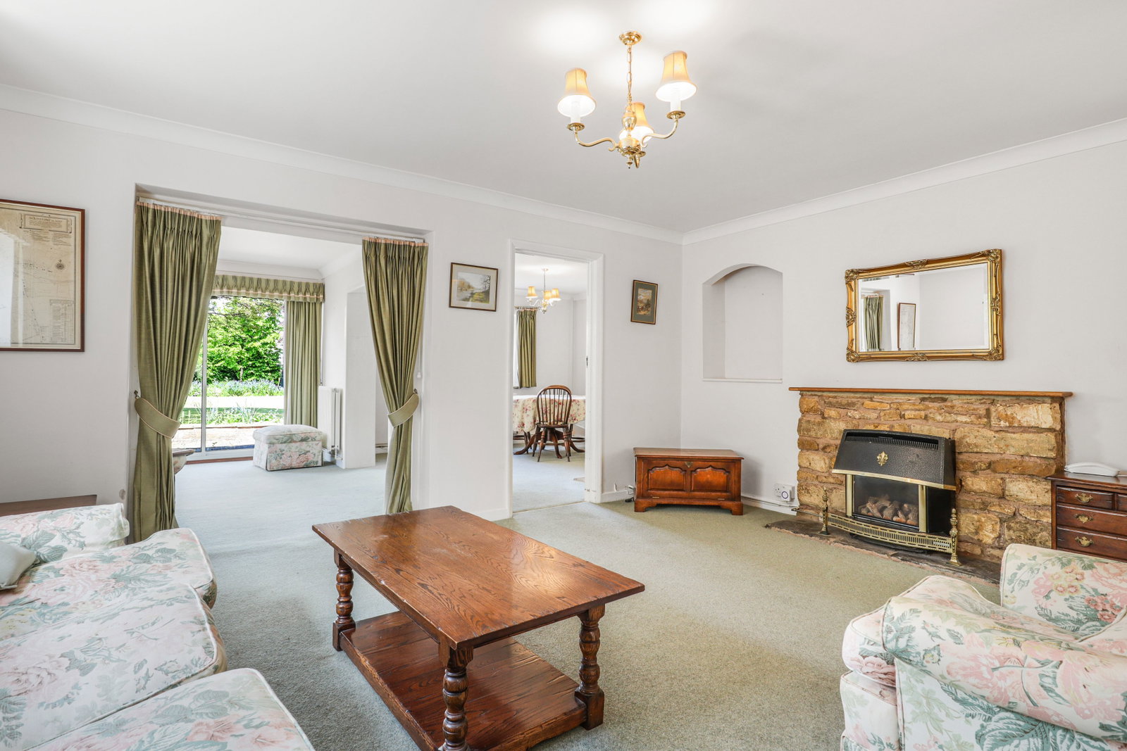 Detached House in Stratford-upon-Avon