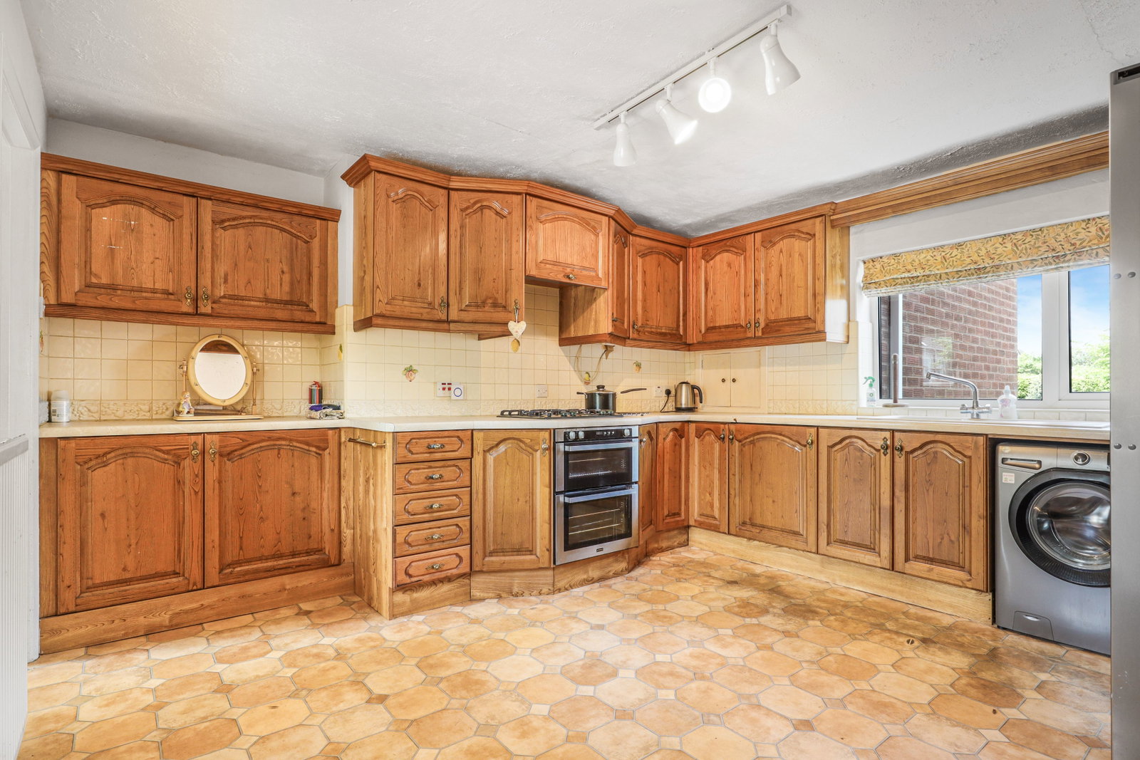 Detached House in Stratford-upon-Avon