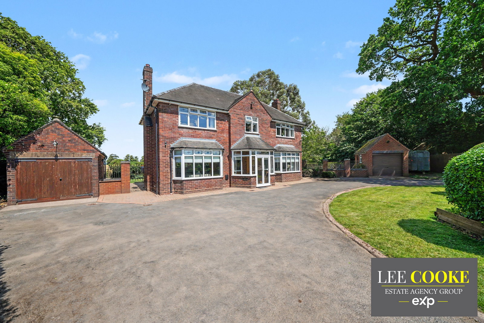 Detached House in Stafford