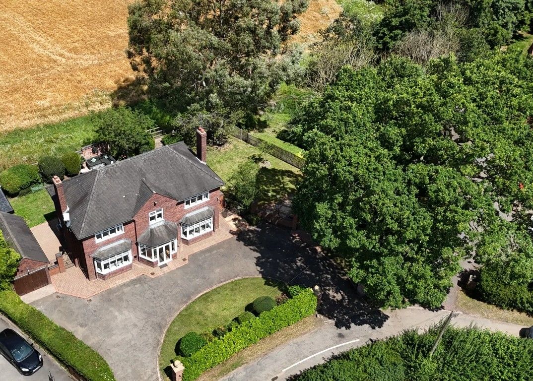 Detached House in Stafford