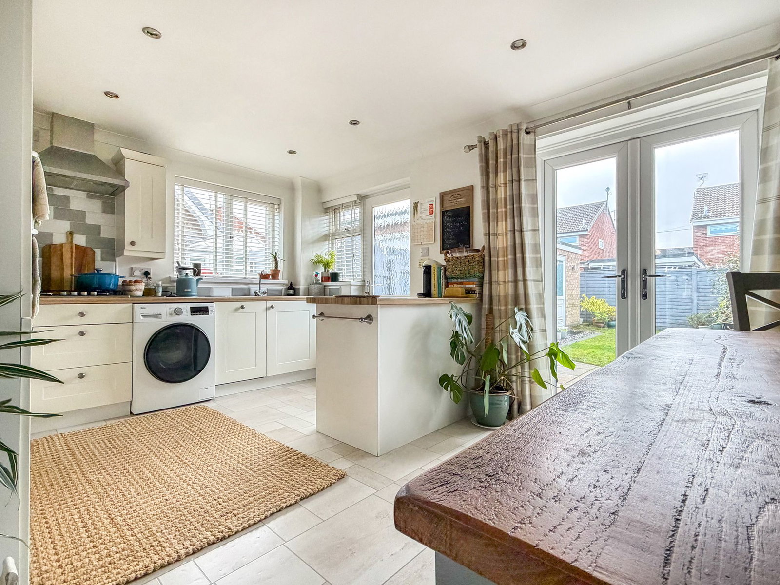 Semi Detached House in Hull