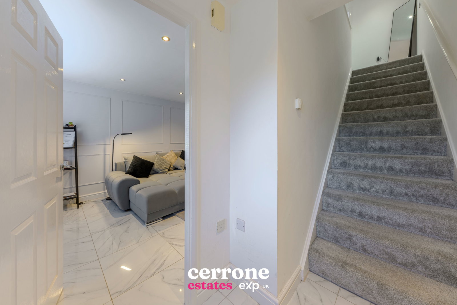 Semi Detached House in Redditch