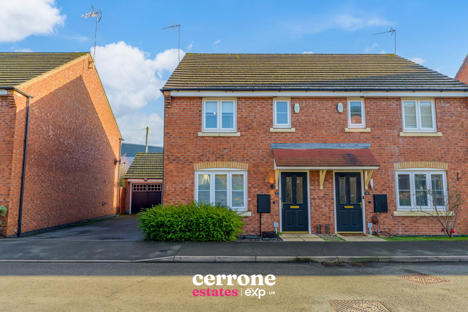 Semi Detached House in Redditch