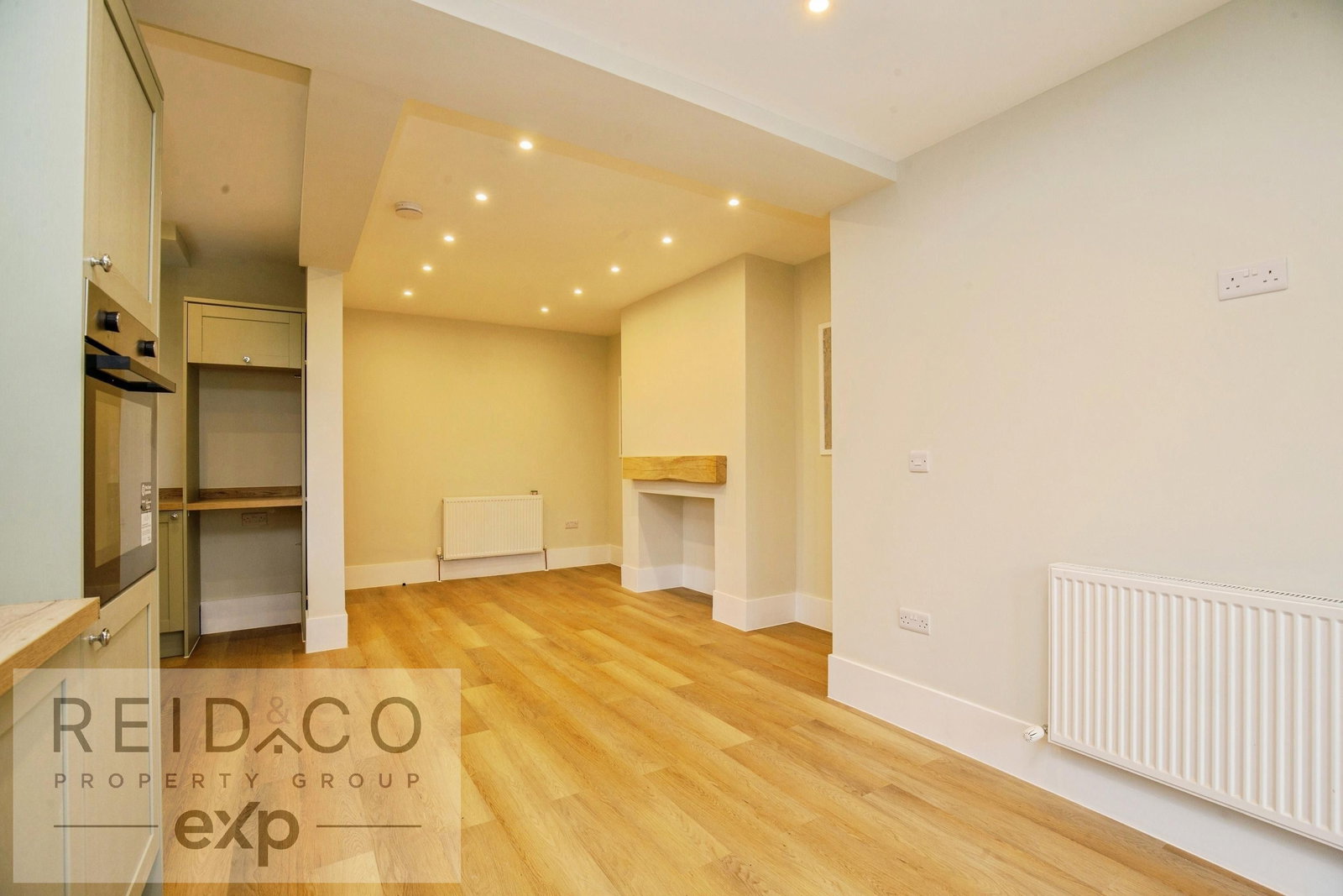 Semi Detached House in Preston
