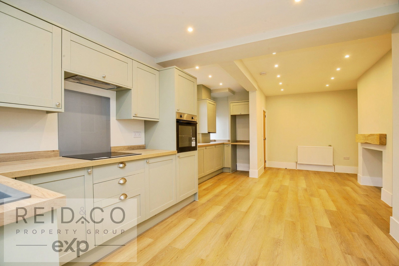 Semi Detached House in Preston