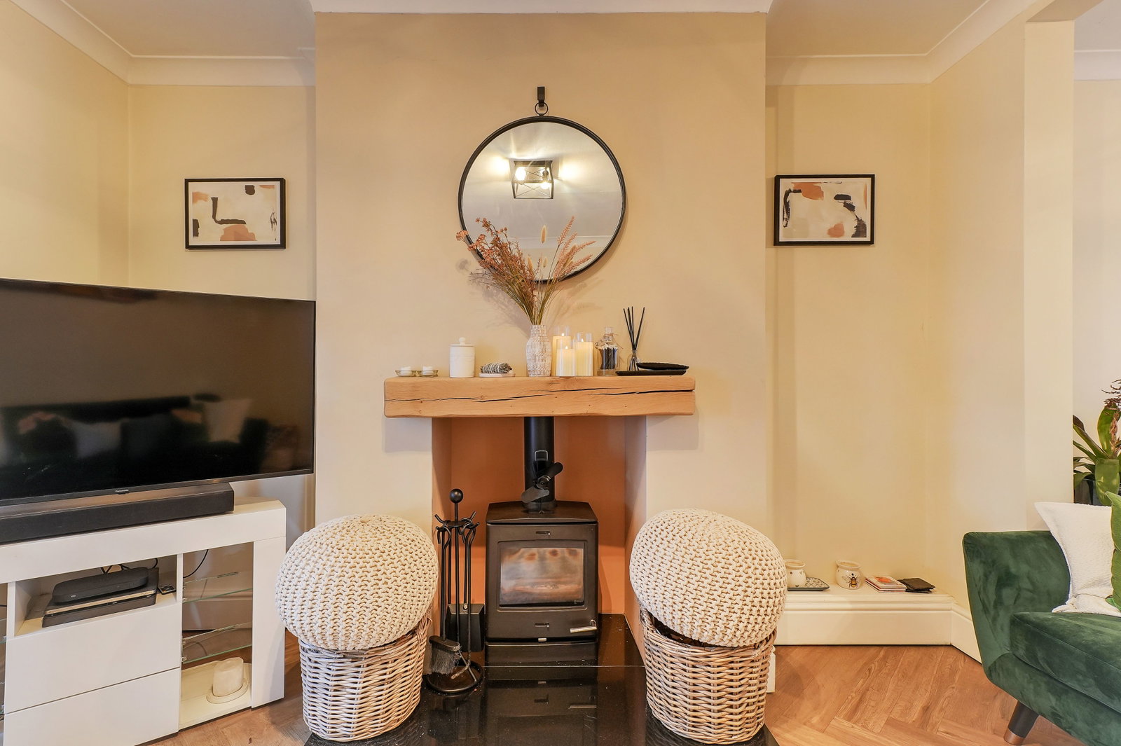 Semi Detached House in Chesterfield