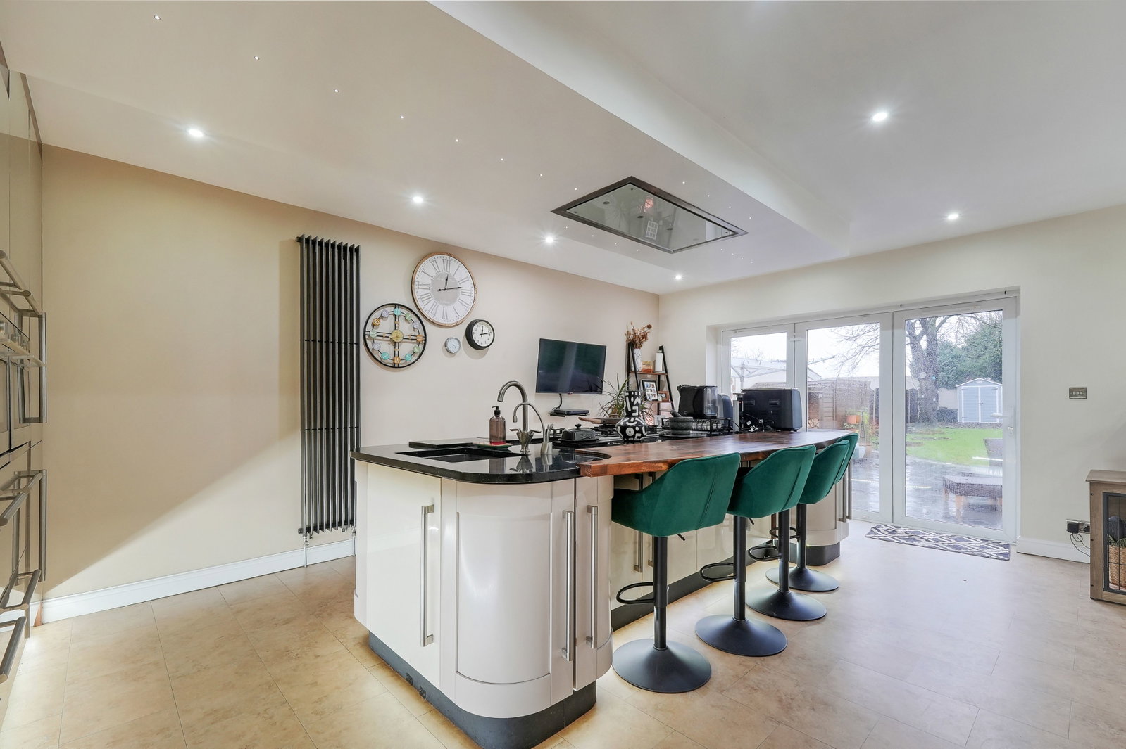 Semi Detached House in Chesterfield