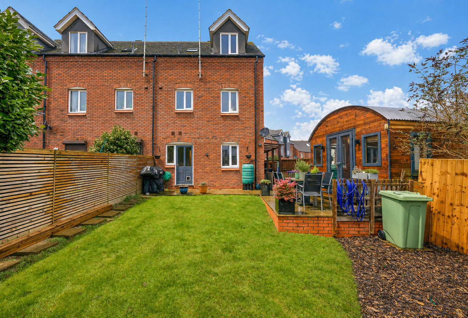 End Of Terrace House in Grantham