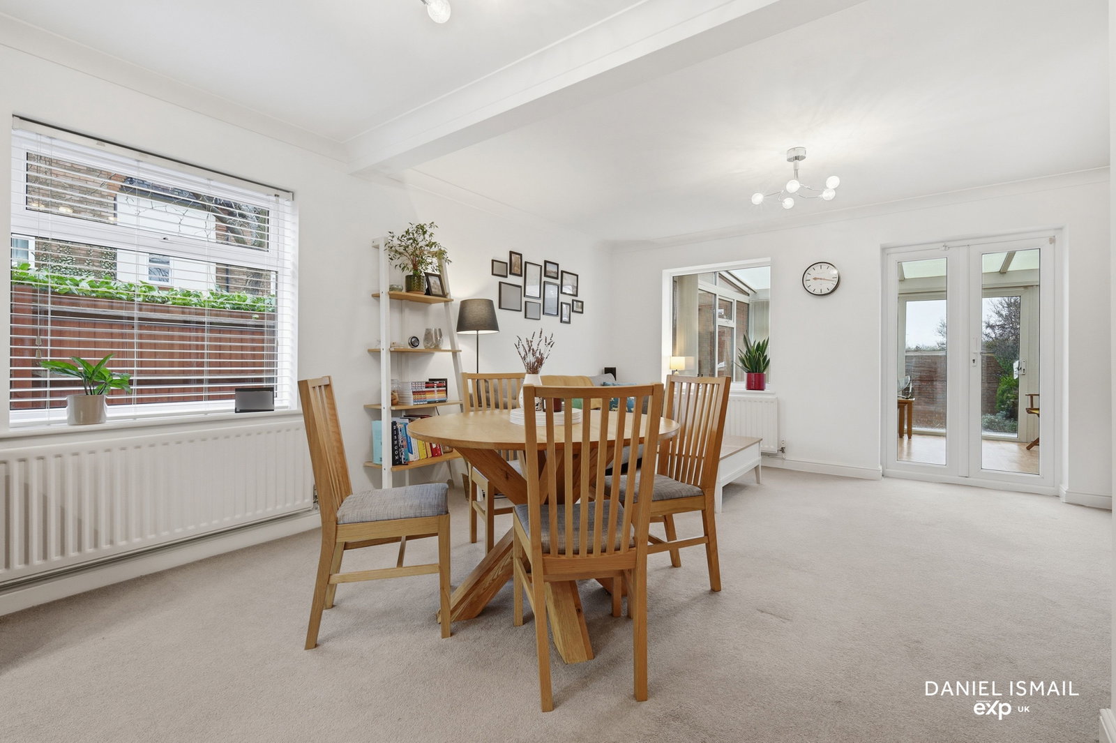 Detached House in Basildon