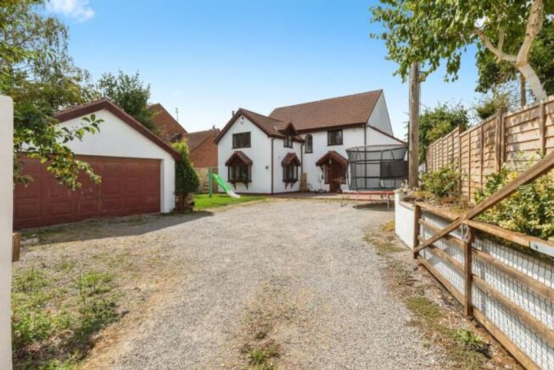 Detached House in Bristol