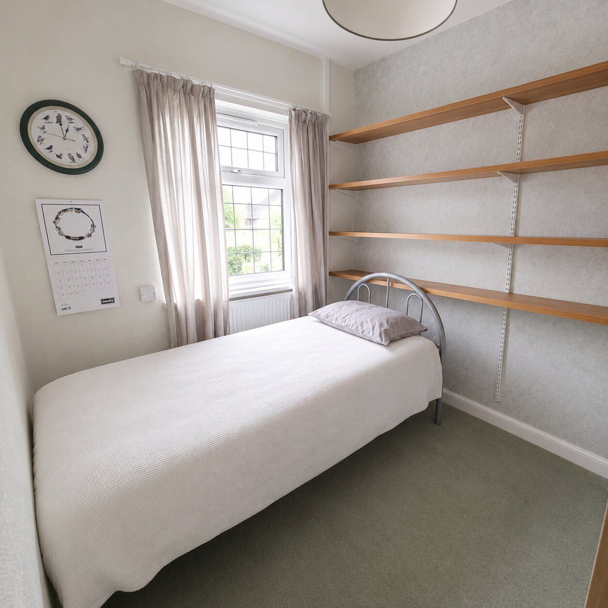 Terraced House in Ashton-under-lyne