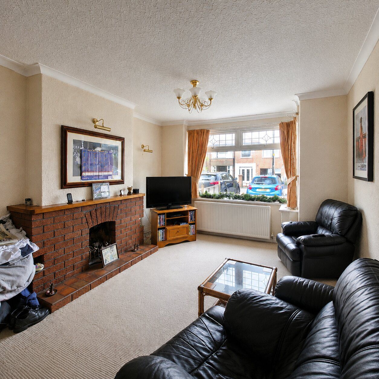 Terraced House in Ashton-under-lyne