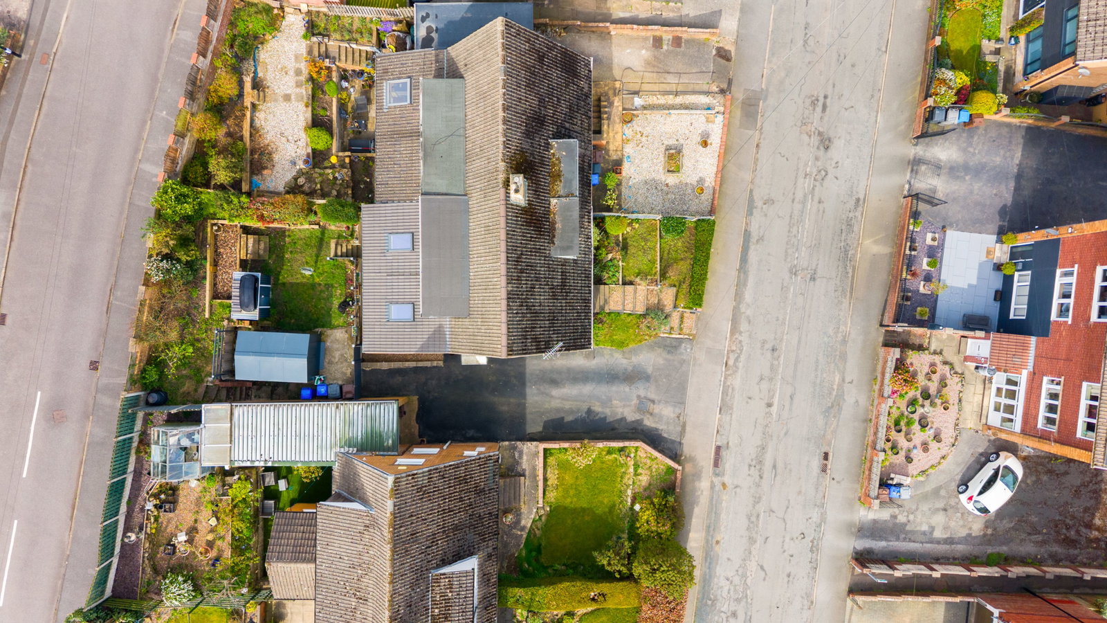 Semi Detached House in Sheffield