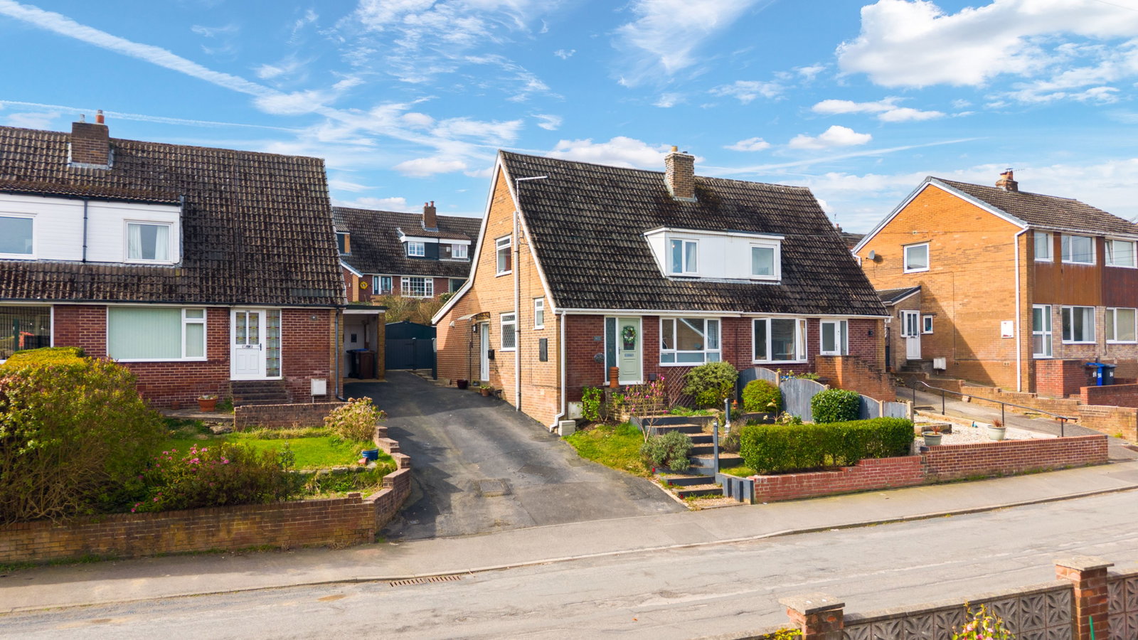 Semi Detached House in Sheffield