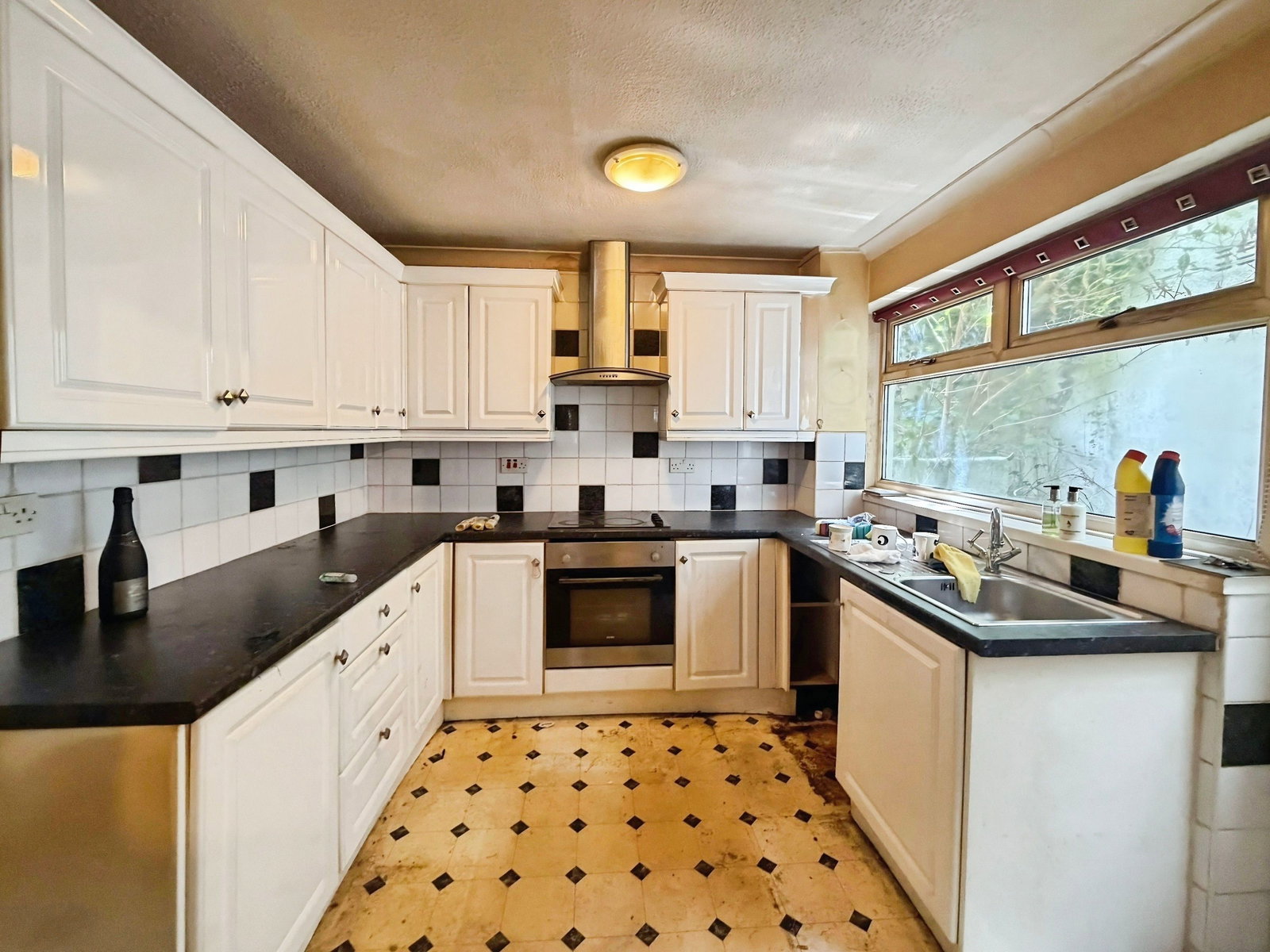 Terraced House in Swansea