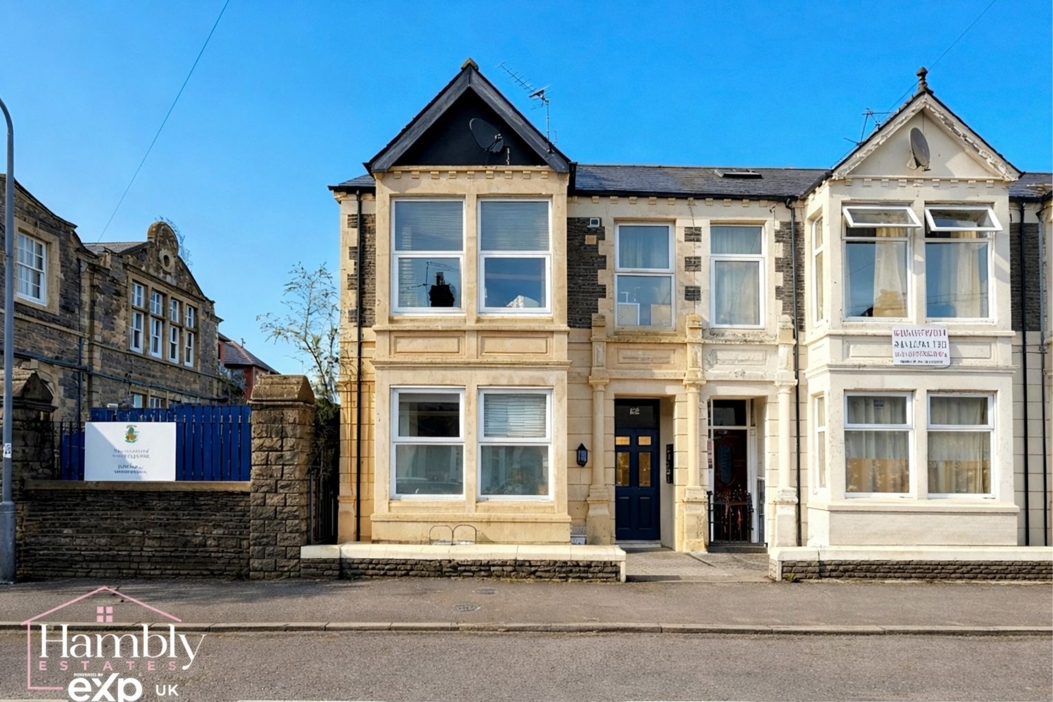 Flat in Cardiff