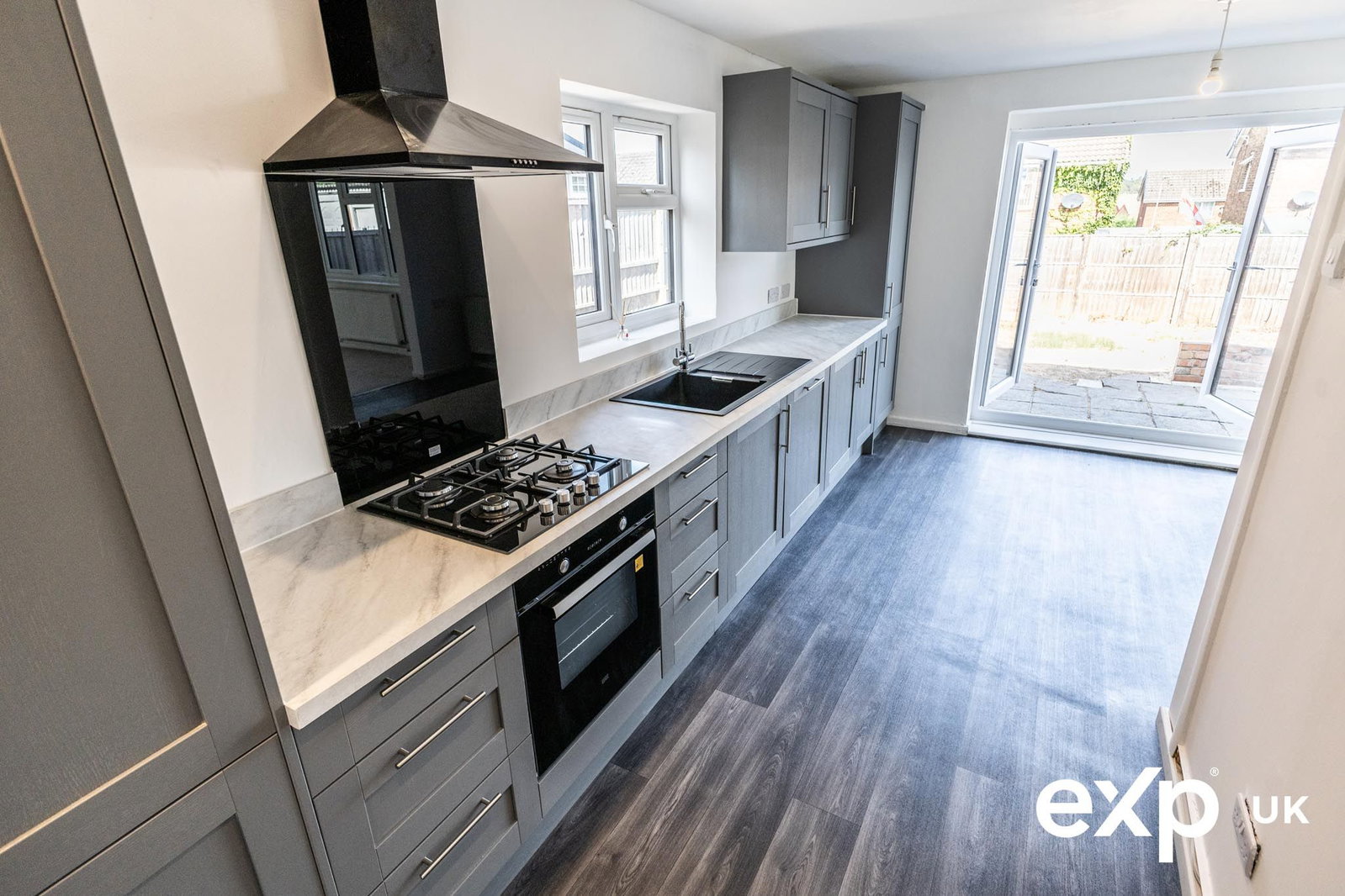 Semi Detached House for sale in Newark, Whitewater Road, New Ollerton, Newark, NG22 9XF