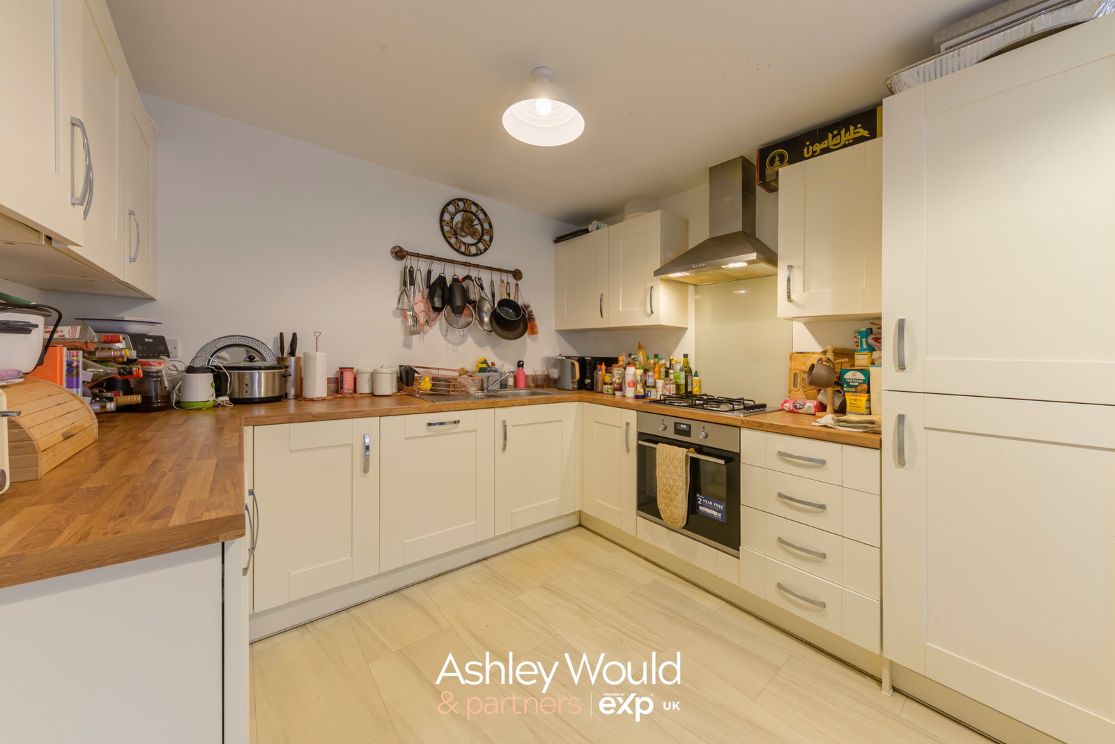 Semi Detached House in Rednal