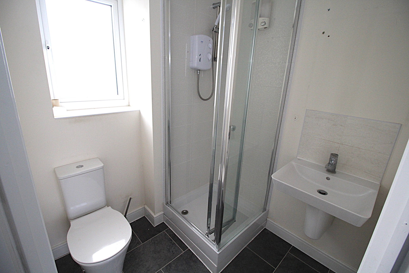 Semi Detached House in Tipton