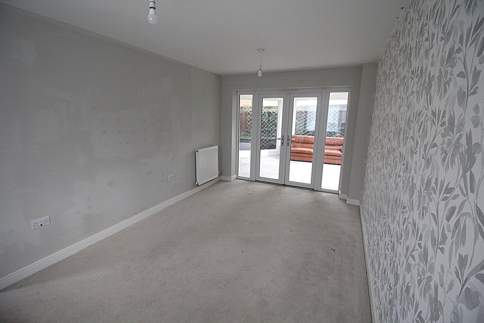 Semi Detached House in Tipton