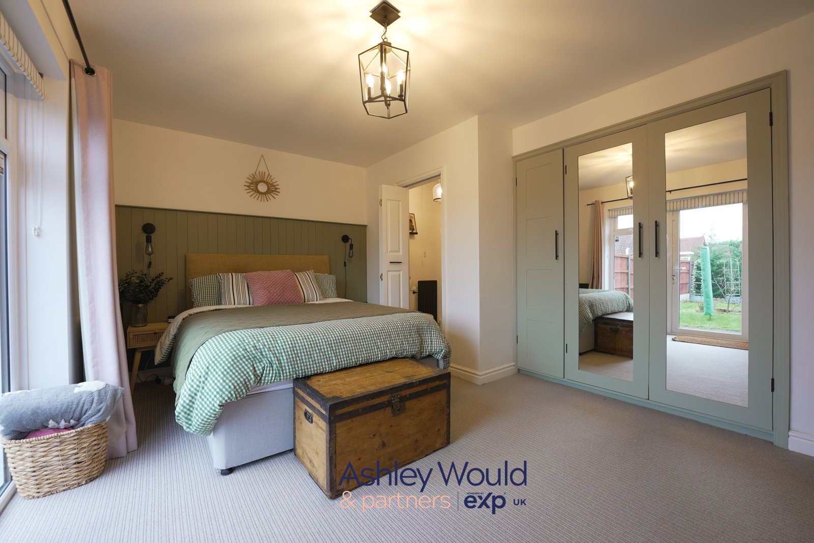 Semi Detached House in Stourbridge