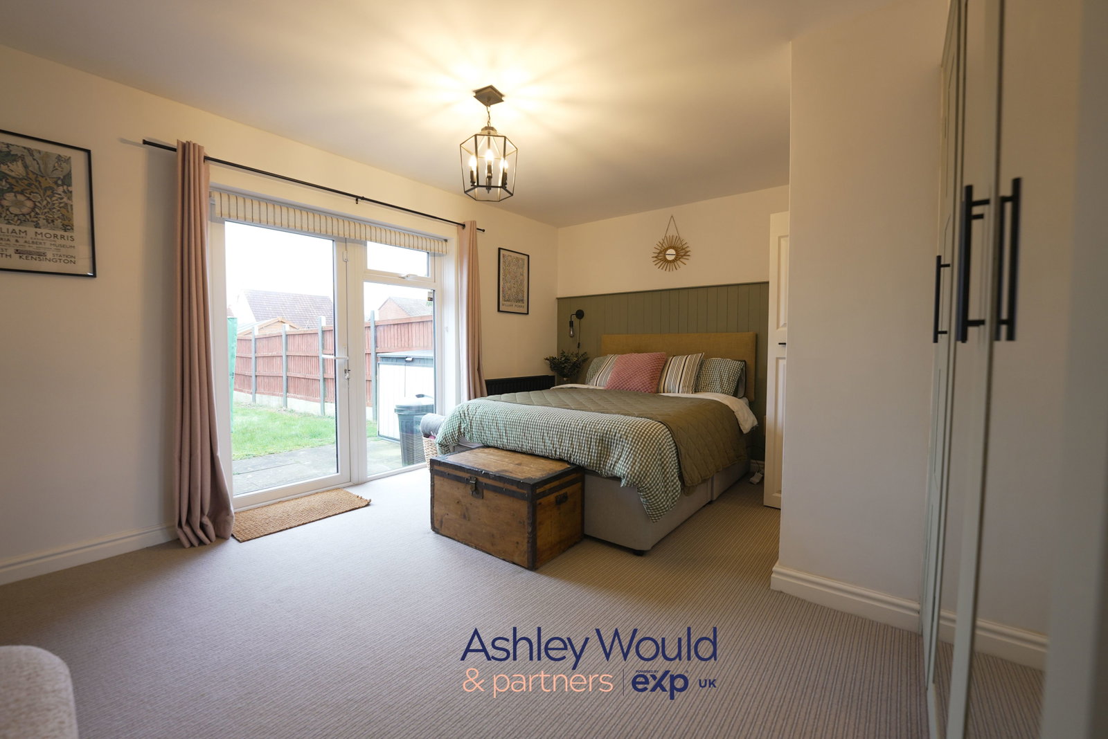 Semi Detached House in Stourbridge