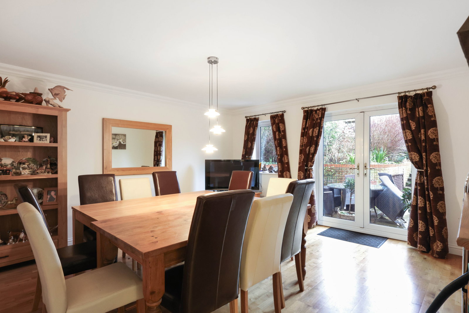 Detached House in Cheltenham