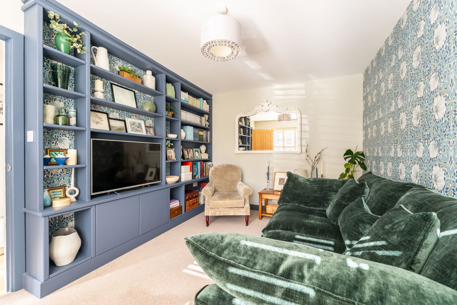 Semi Detached House in York