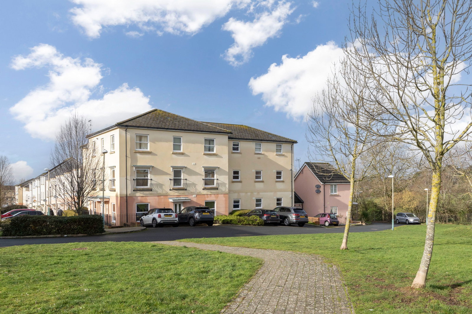 Flat in Cheltenham