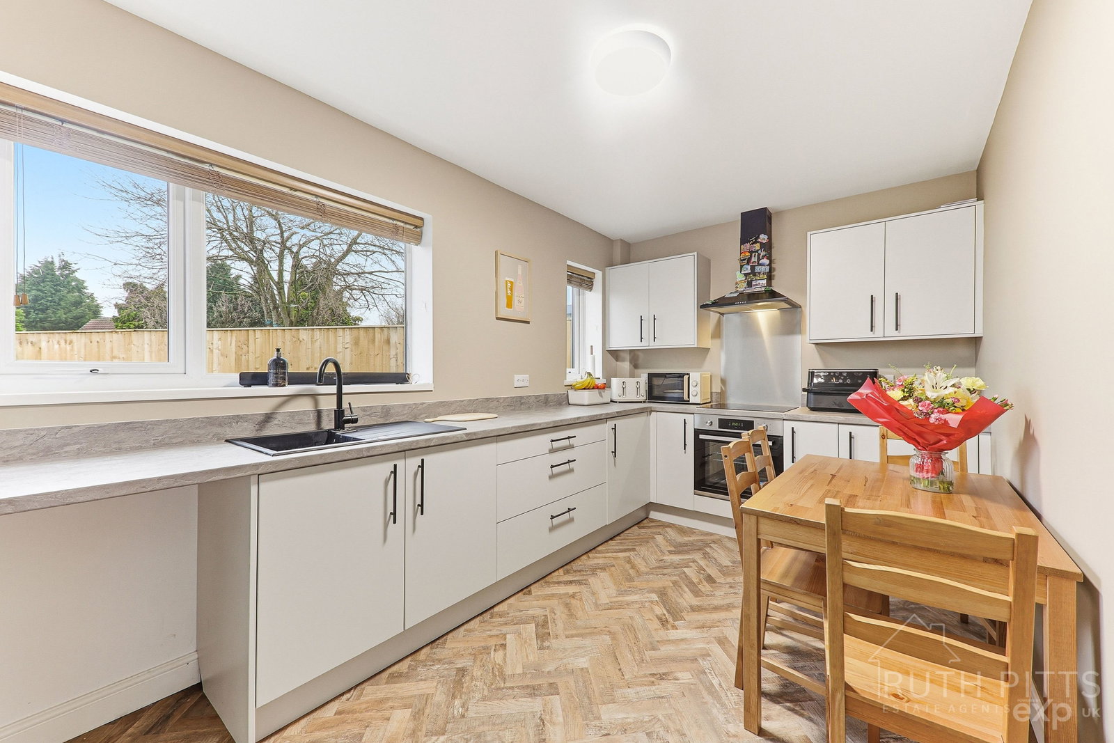 Semi Detached House in Pontefract