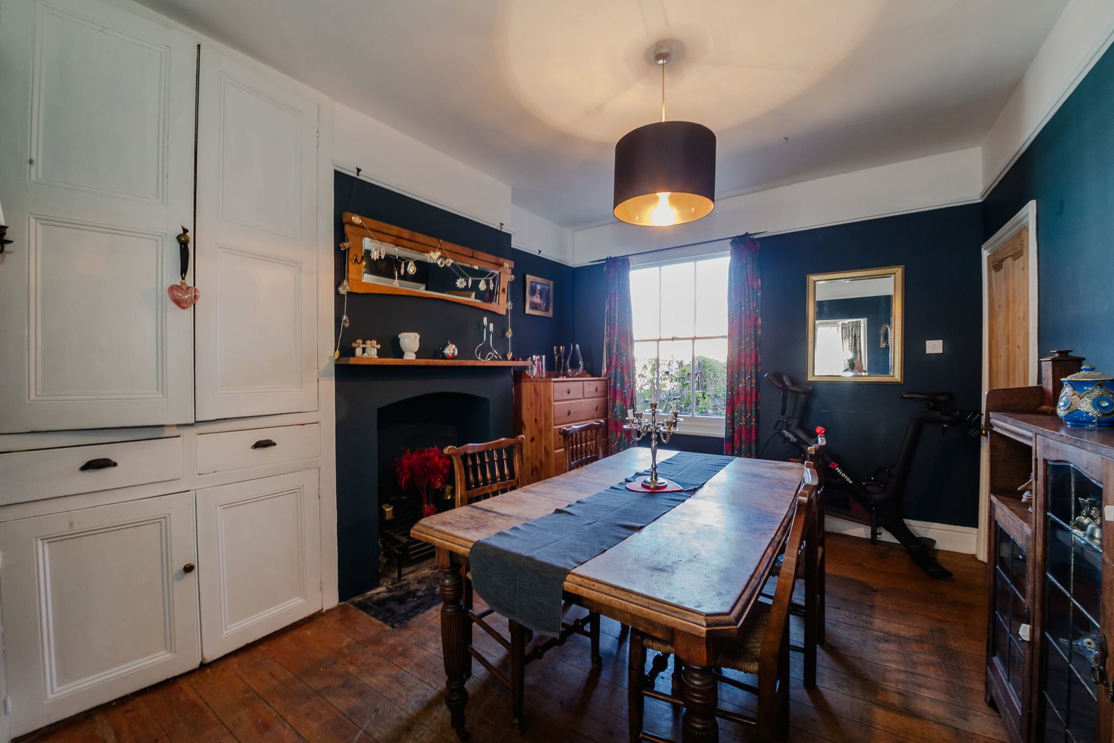 End Of Terrace House in Milton Keynes