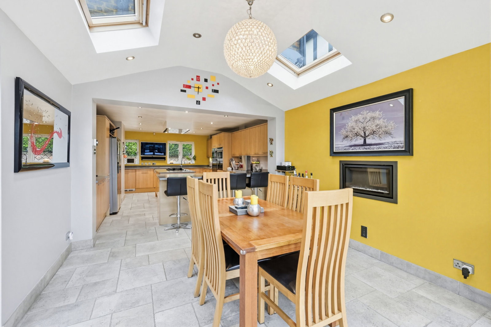 Detached House in Tadworth