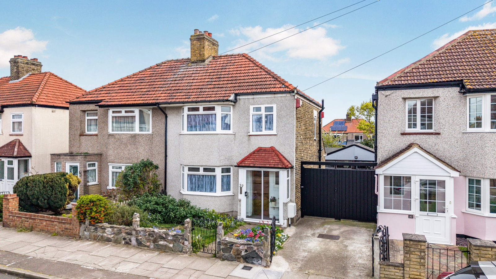 Semi Detached House in Welling
